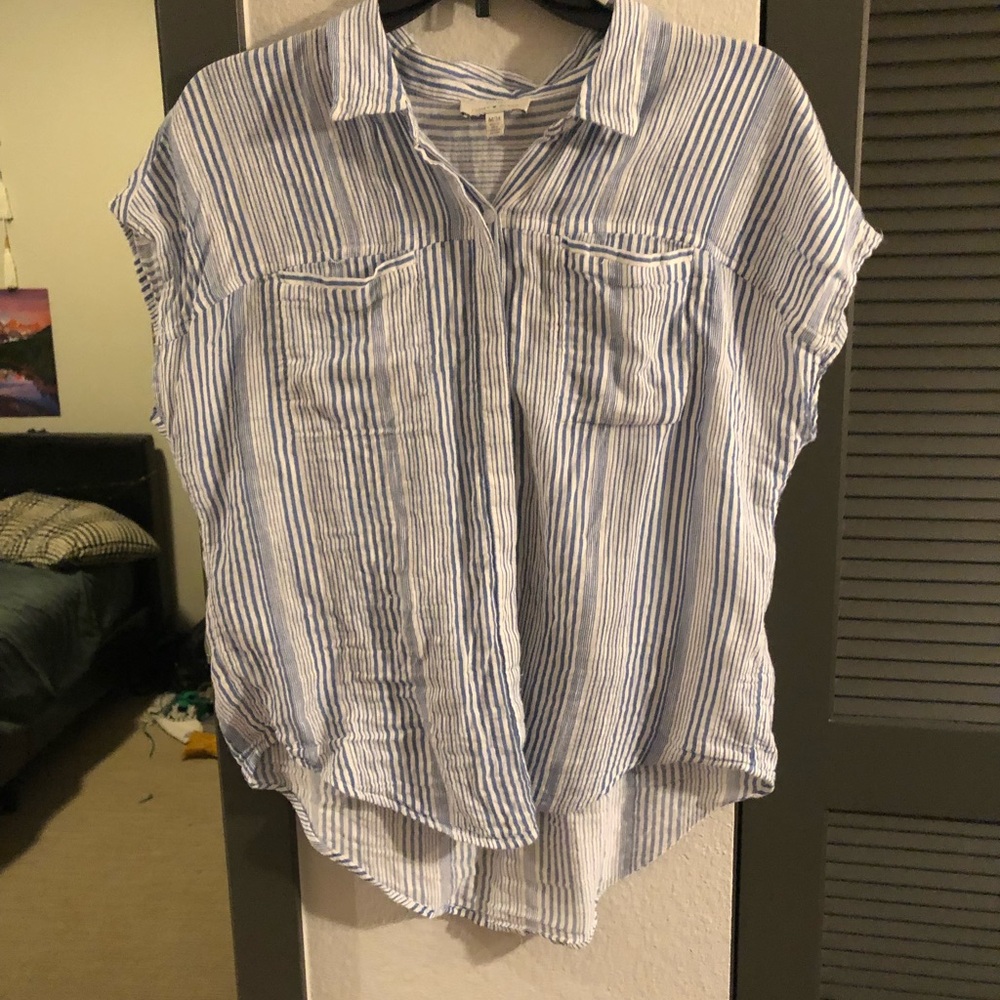 Lucky brand button down blouse!